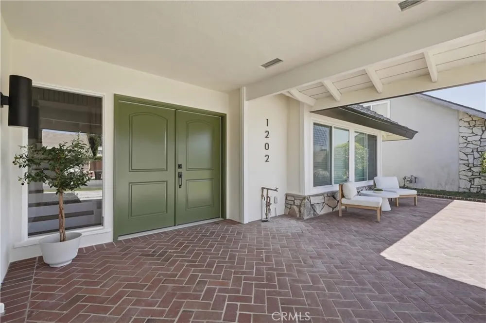1202 Limerick Placentia, CA 92870