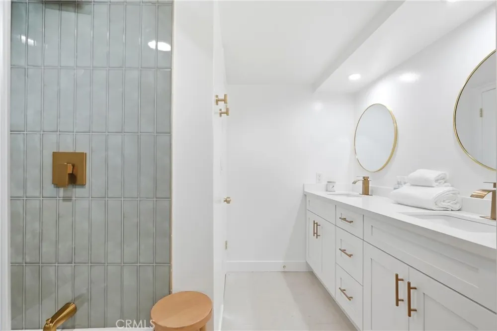 1202 Limerick Placentia, CA 92870