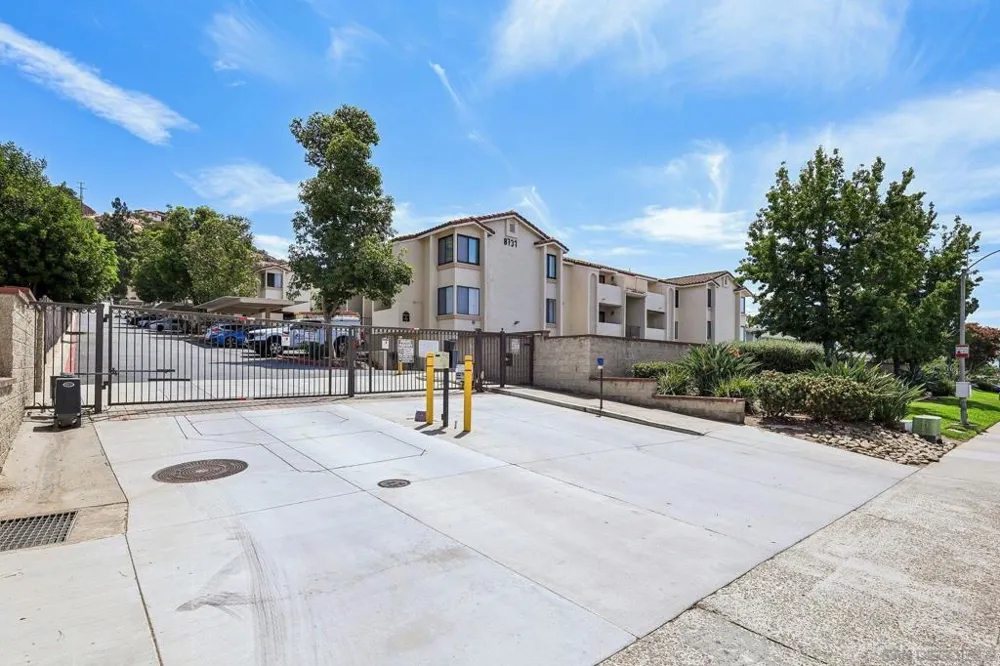 8731 Graves Ave Unit 32 Santee, CA 92071