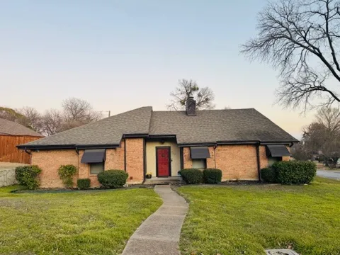 4722 Fallon Place