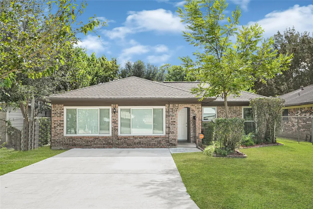 2509 Pearland Avenue Pearland, TX 77581