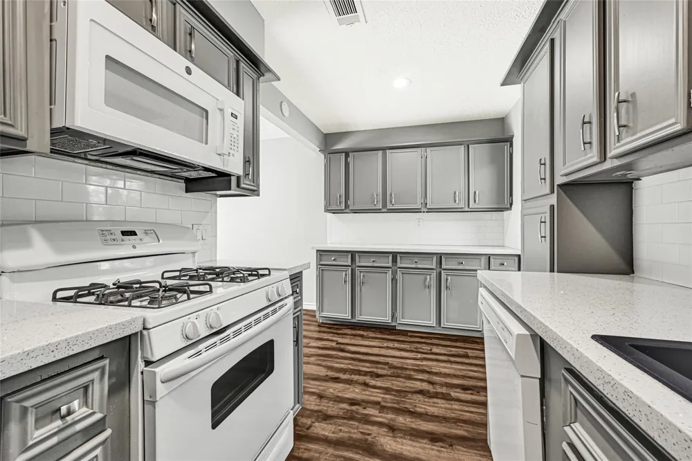 2509 Pearland Avenue Pearland, TX 77581