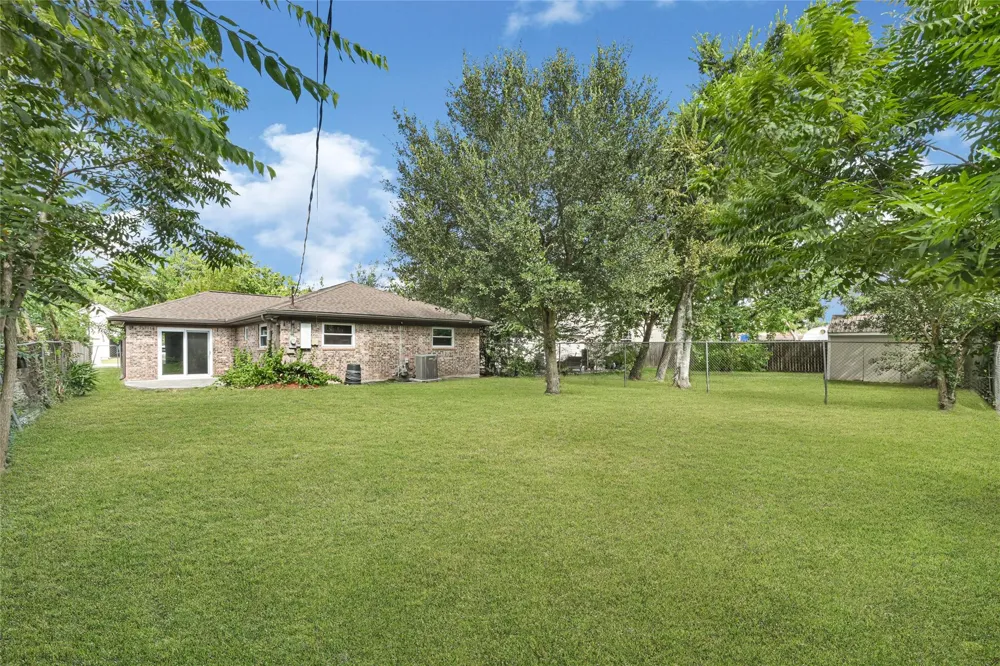 2509 Pearland Avenue Pearland, TX 77581