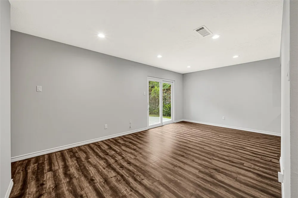 2509 Pearland Avenue Pearland, TX 77581