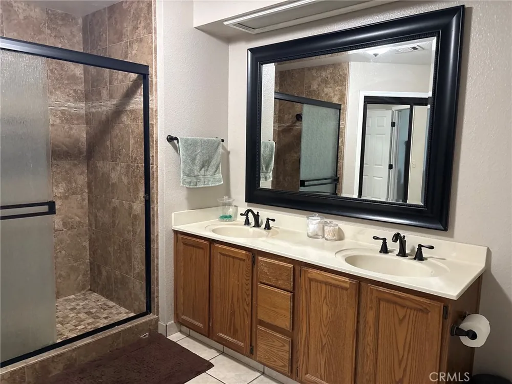 169 Devon Drive Lemoore, CA 93245