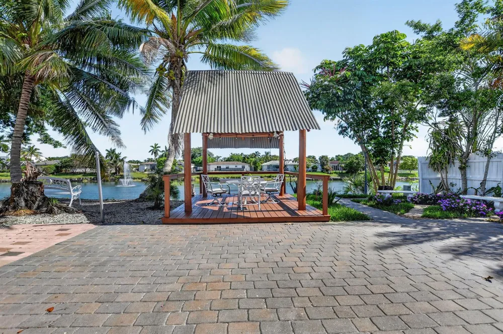 4602 BISON STREET Boca Raton, FL 33428