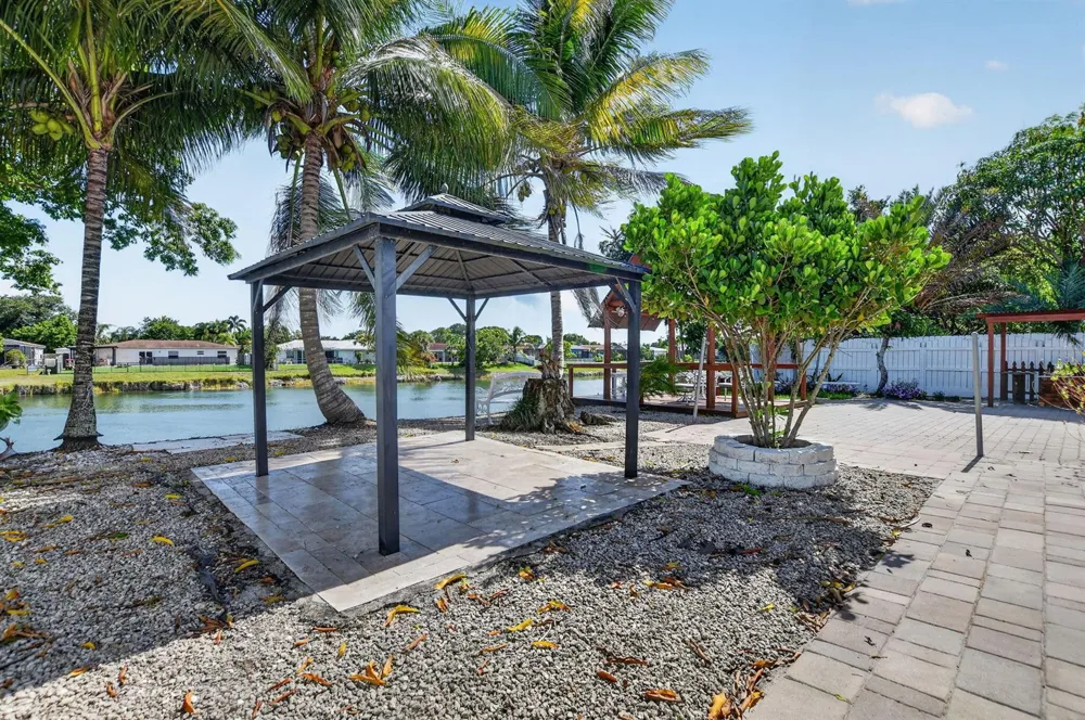 4602 BISON STREET Boca Raton, FL 33428