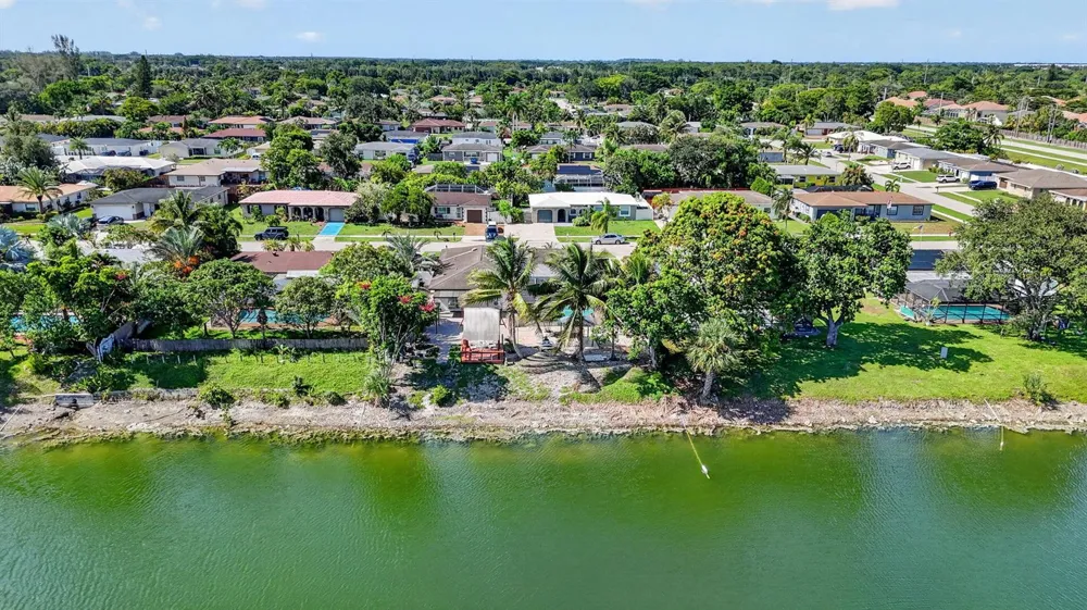 4602 BISON STREET Boca Raton, FL 33428