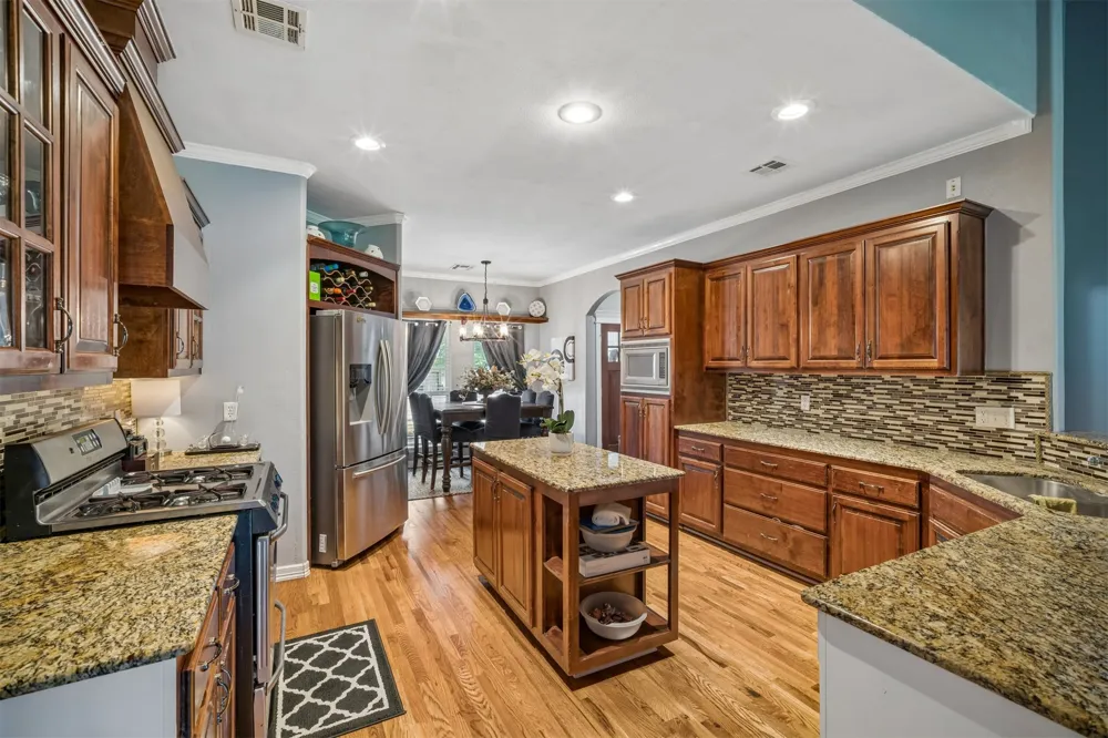 710 W 40th Street Sand Springs, OK 74063