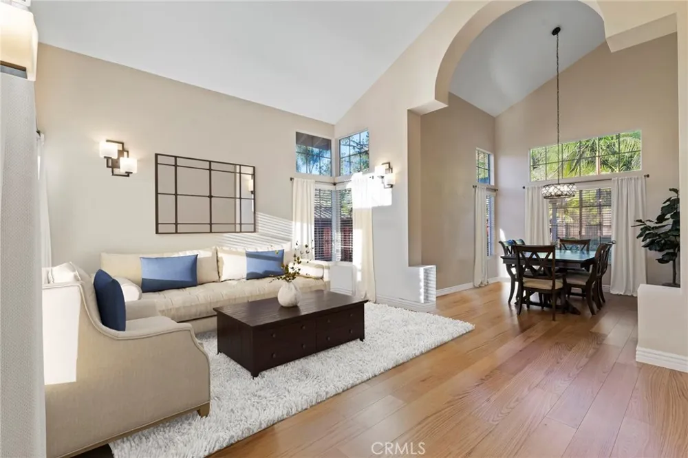 1535 San Almada Road Corona, CA 92882