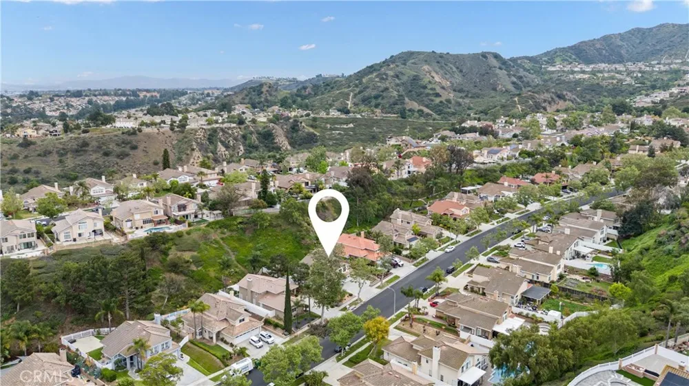 1535 San Almada Road Corona, CA 92882