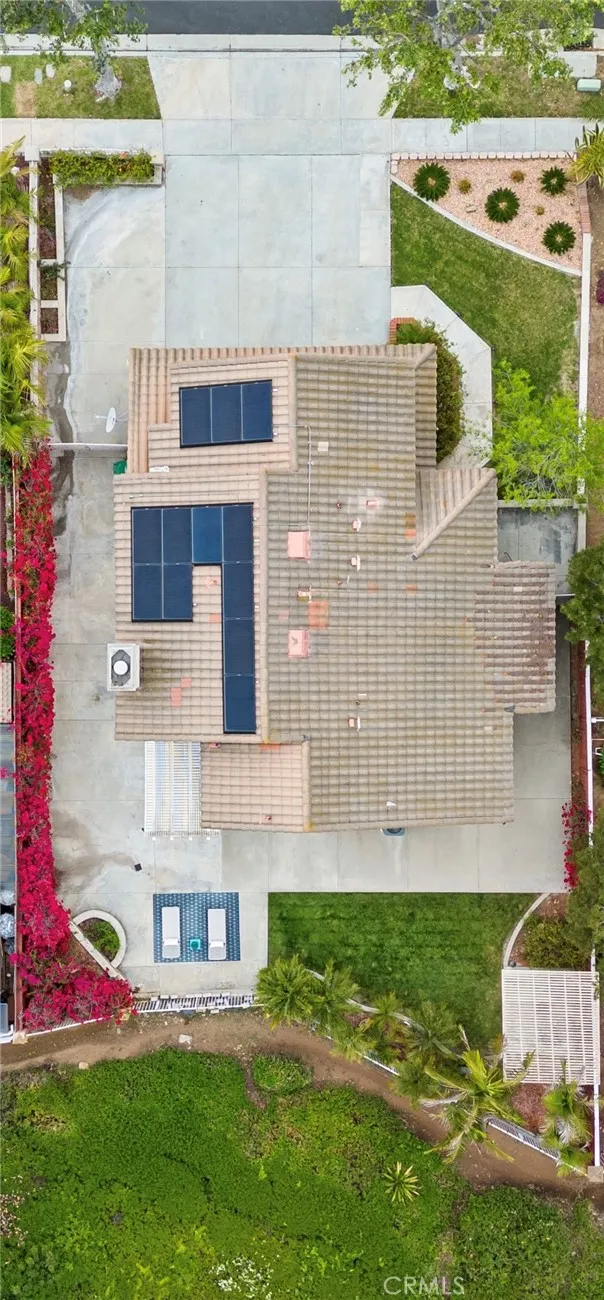 1535 San Almada Road Corona, CA 92882