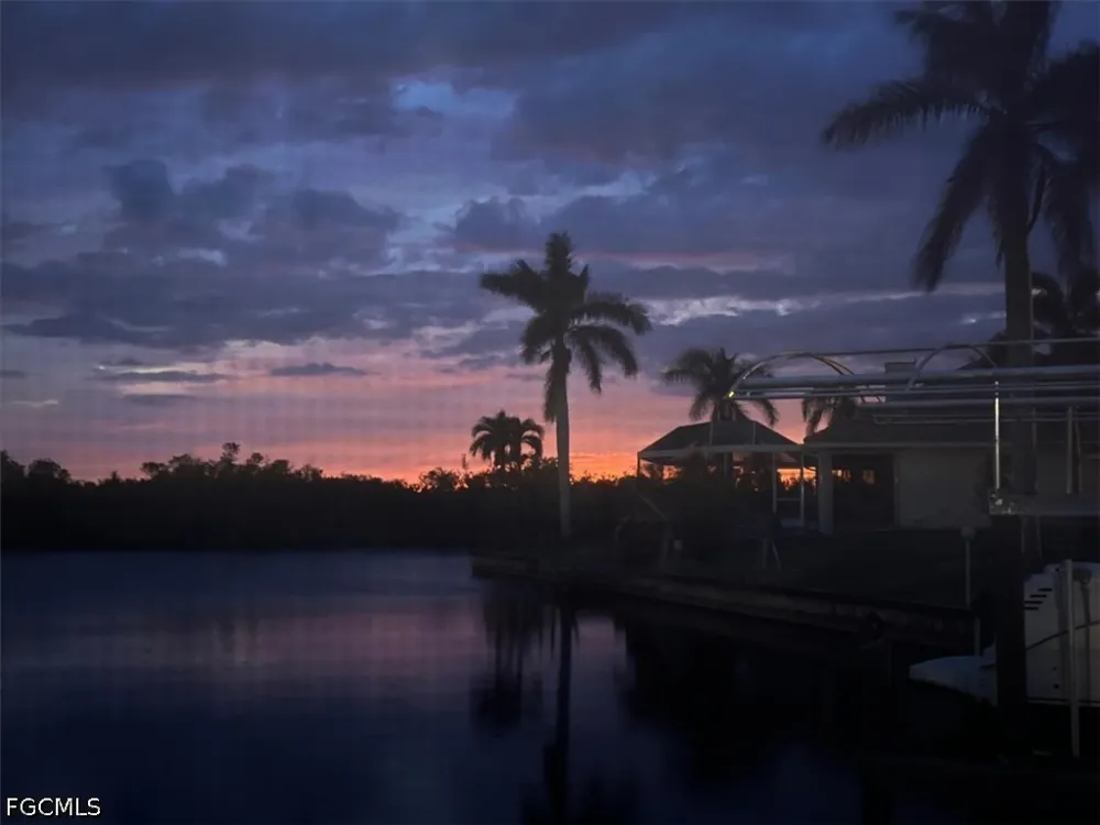 SW 29th Place Cape Coral, FL 33914