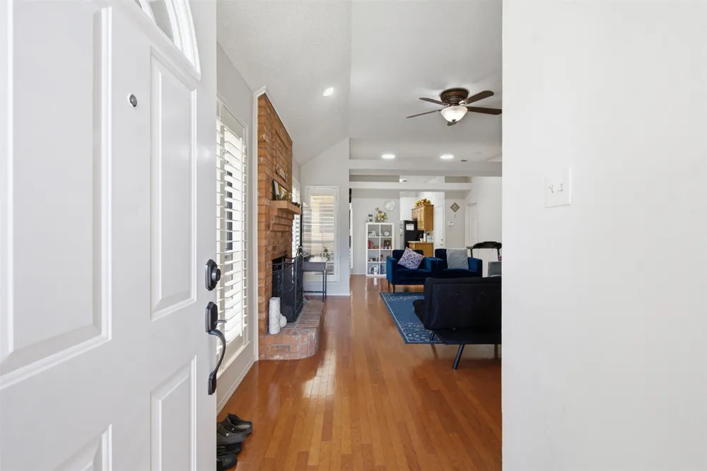 923 Newport Drive Mesquite, TX 75149