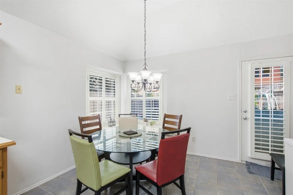 923 Newport Drive Mesquite, TX 75149