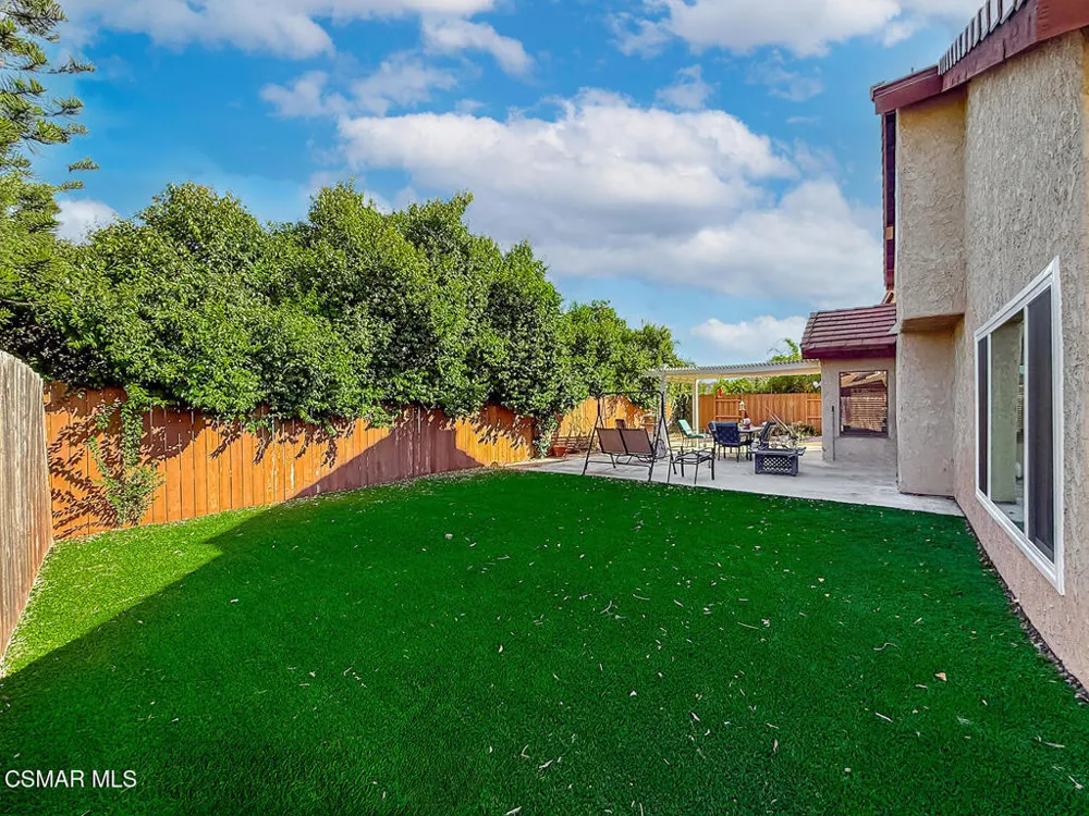 564 Strauss Drive Newbury Park, CA 91320