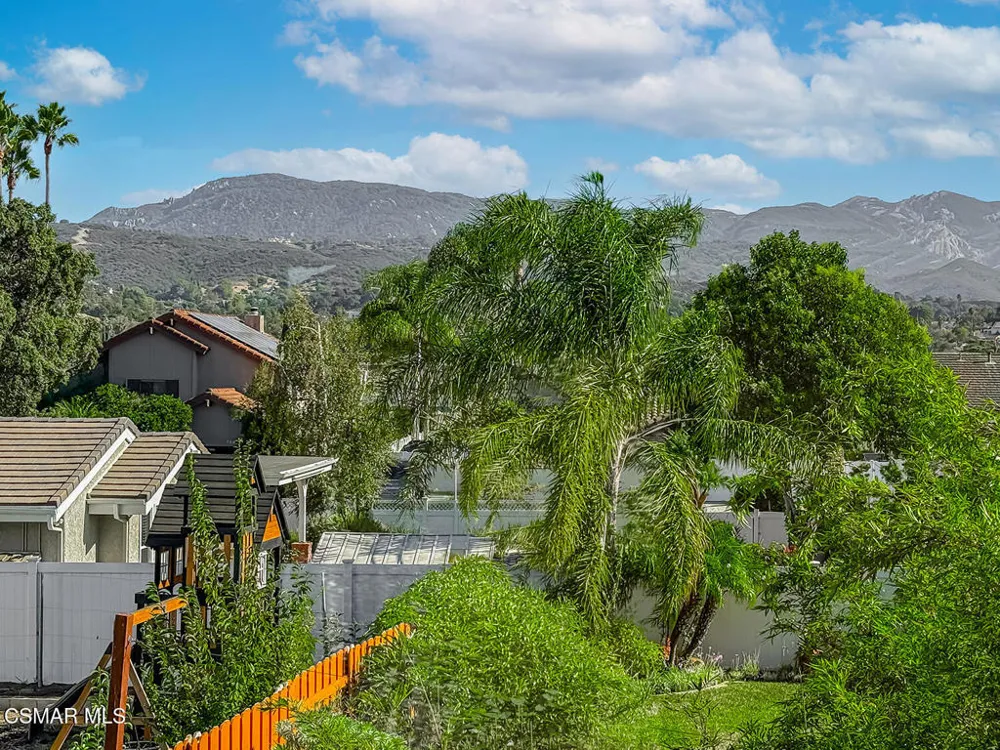 564 Strauss Drive Newbury Park, CA 91320