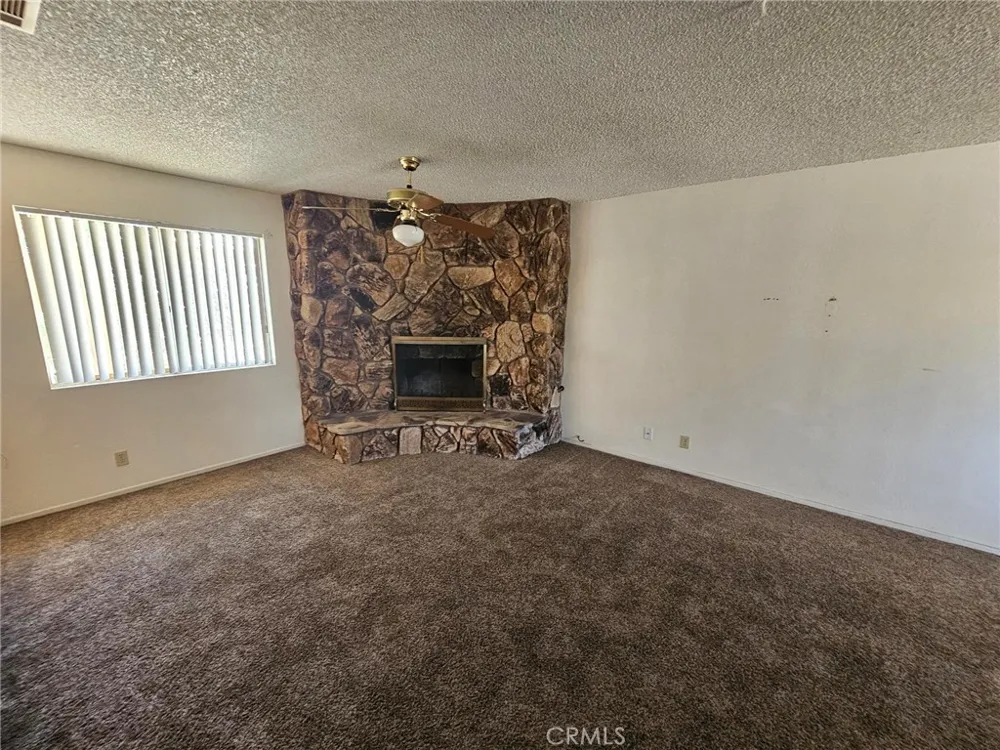 14150 Apple Valley Apple Valley, CA 92307