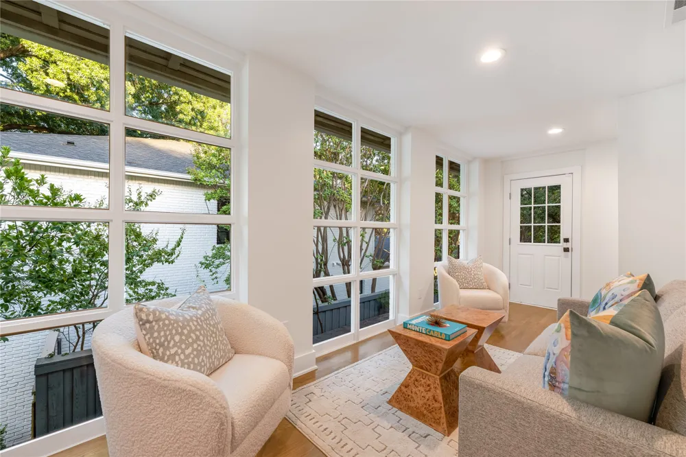 4541 Westway Avenue Highland Park, TX 75205