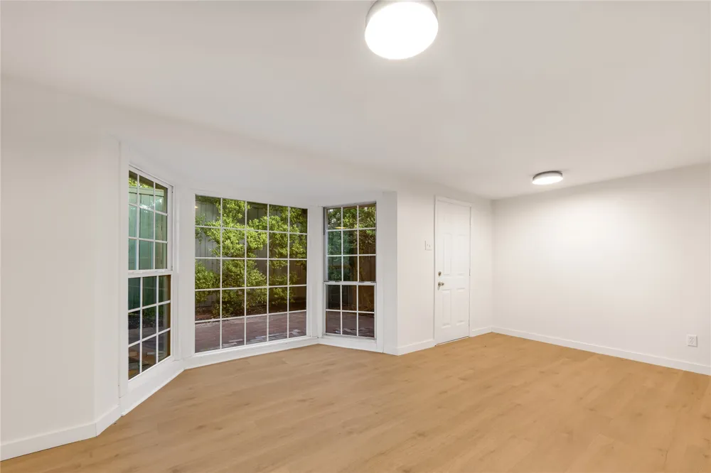 4541 Westway Avenue Highland Park, TX 75205