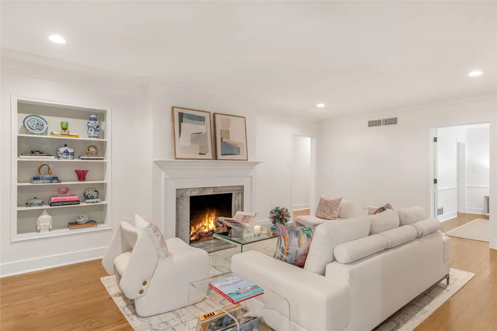 4541 Westway Avenue Highland Park, TX 75205