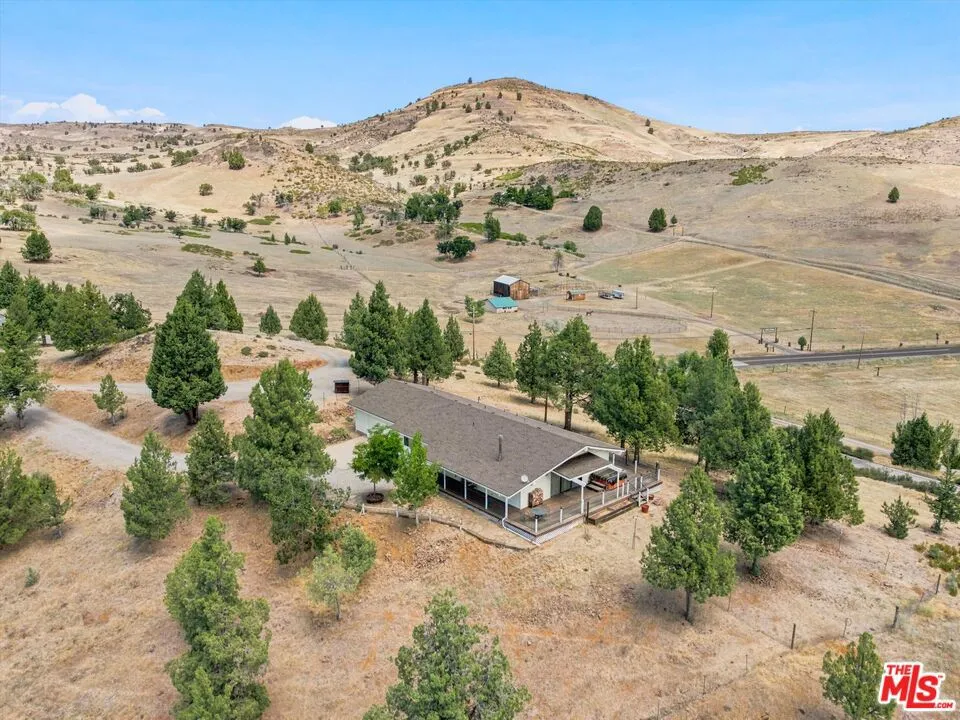 3721 Copco Road Hornbrook, CA 96044