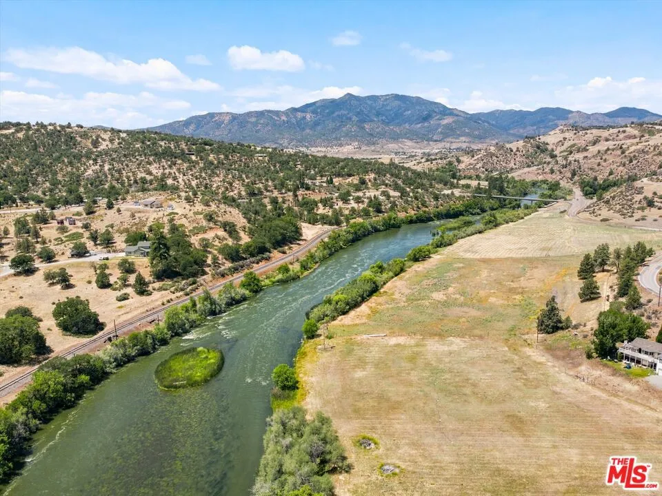3721 Copco Road Hornbrook, CA 96044
