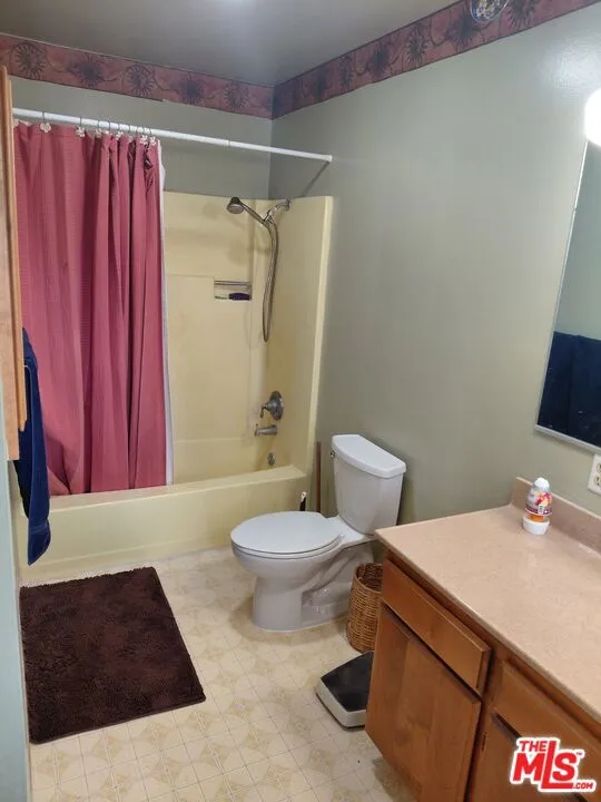 3721 Copco Road Hornbrook, CA 96044