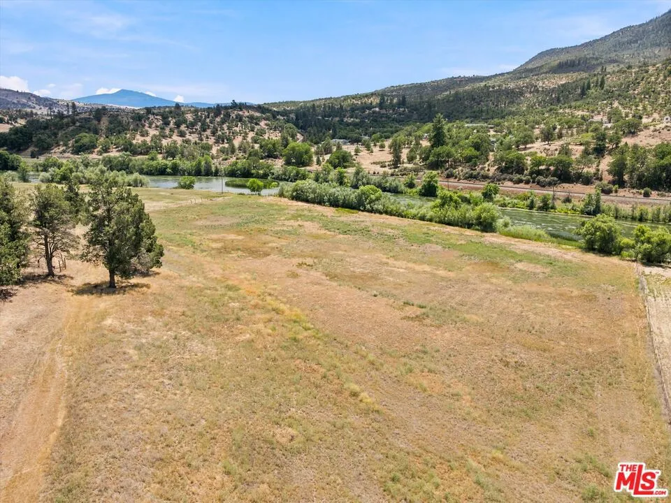 3721 Copco Road Hornbrook, CA 96044