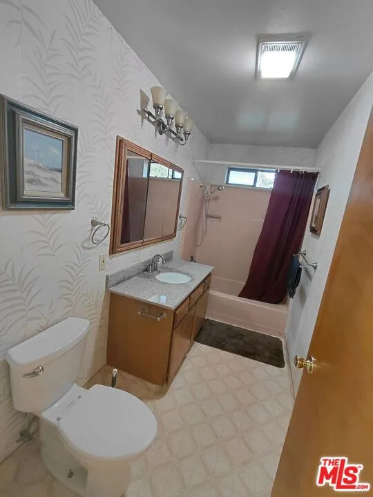 3721 Copco Road Hornbrook, CA 96044