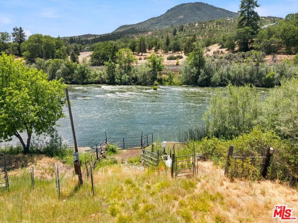 3721 Copco Road Hornbrook, CA 96044