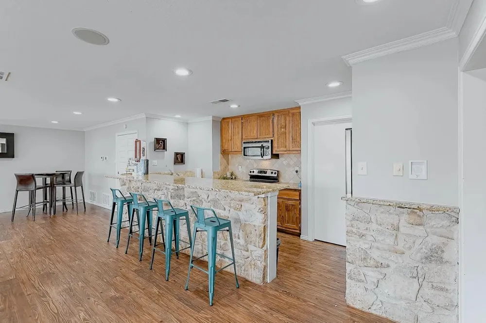 8100 N Mopac Expressway #03-111 Austin, TX 78759