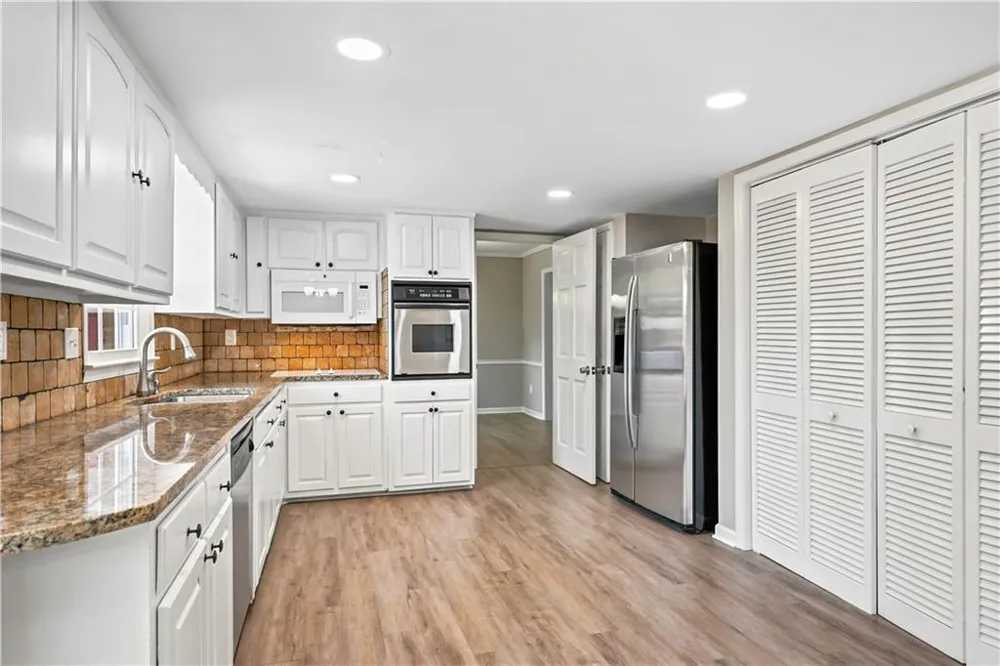 1741 Beauregard Drive SW Lilburn, GA 30047