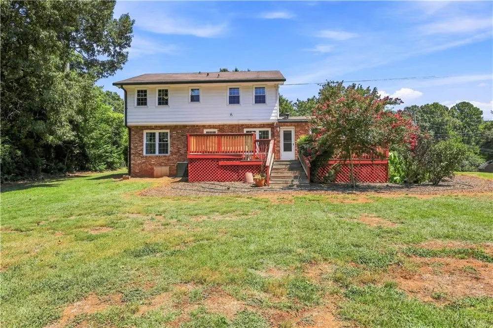 1741 Beauregard Drive SW Lilburn, GA 30047