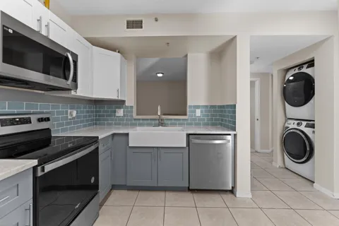 1165 Golden Lakes Boulevard #1212