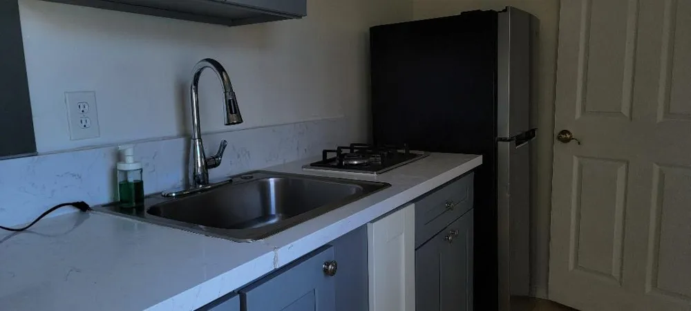 21119 La Salle Los Angeles, CA 90501