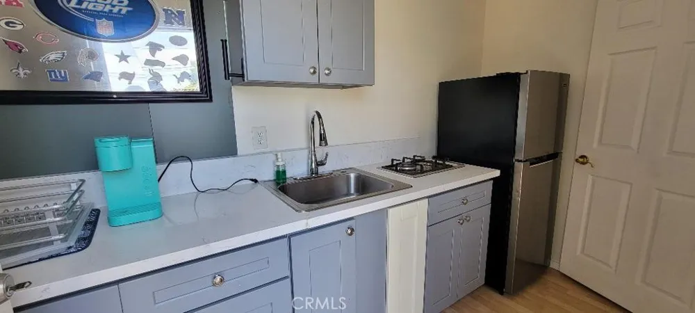 21119 La Salle Los Angeles, CA 90501