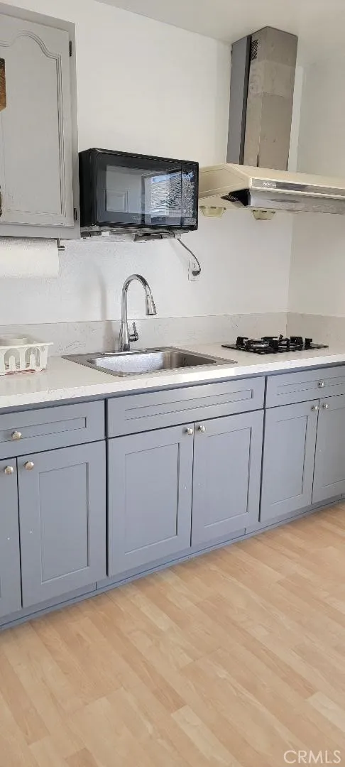 21119 La Salle Los Angeles, CA 90501