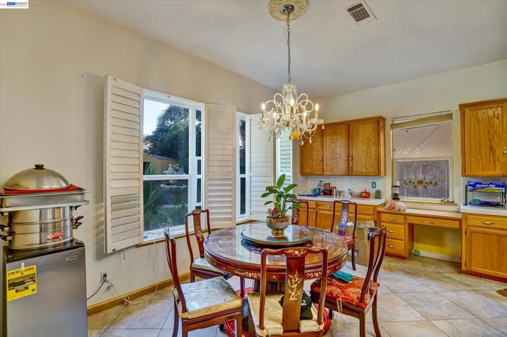 2257 Octavia Court Tracy, CA 95377
