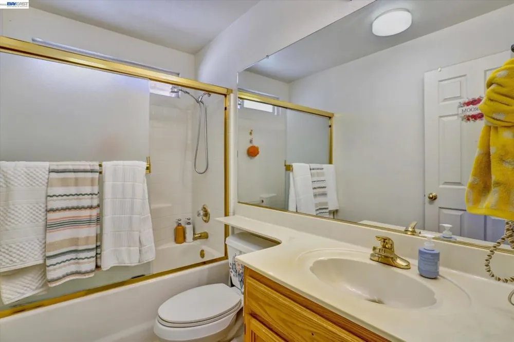 2257 Octavia Court Tracy, CA 95377