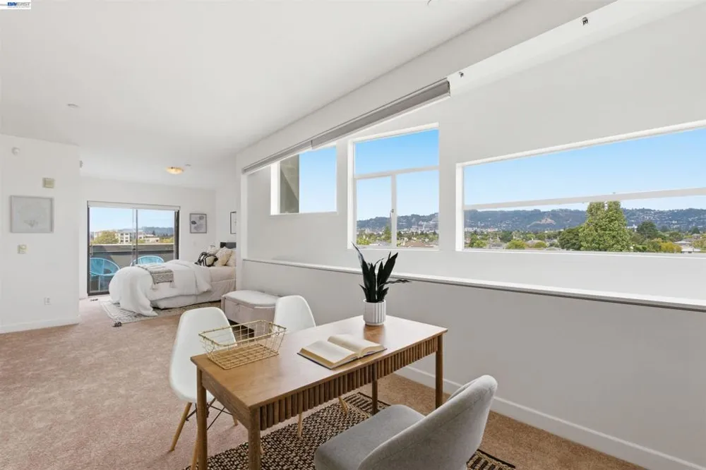6501 San Pablo Ave #407 Oakland, CA 94608