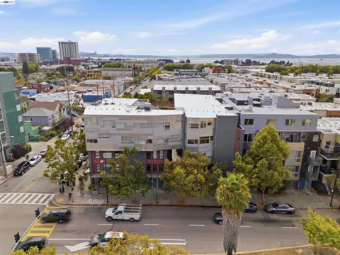 6501 San Pablo Ave #407