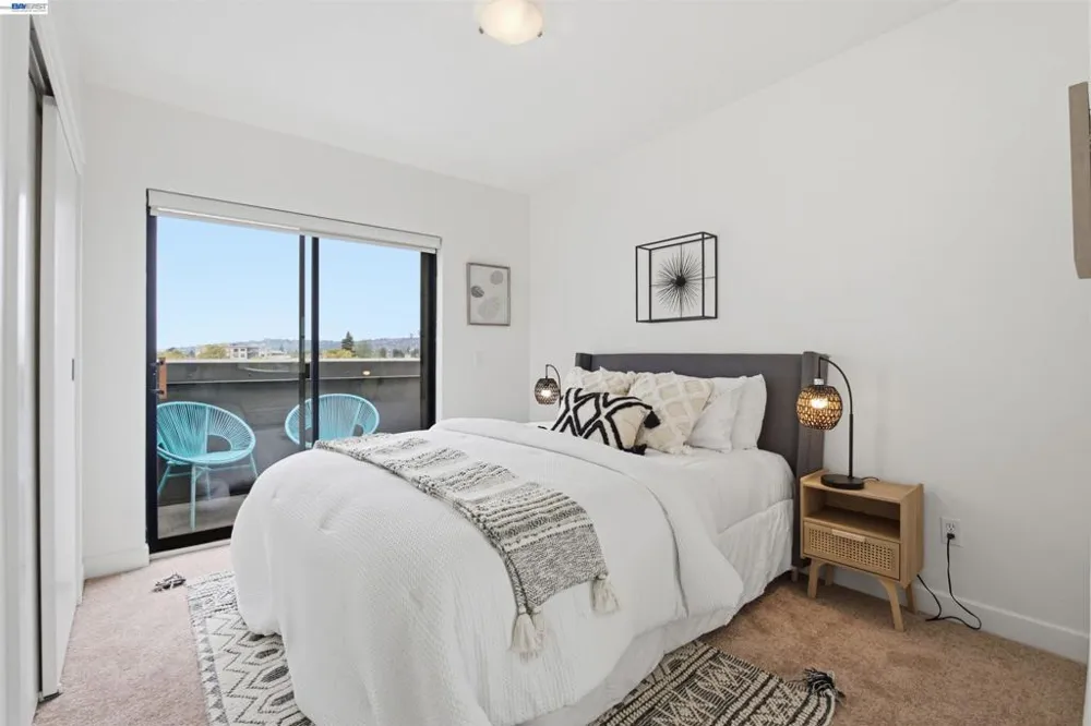 6501 San Pablo Ave #407 Oakland, CA 94608