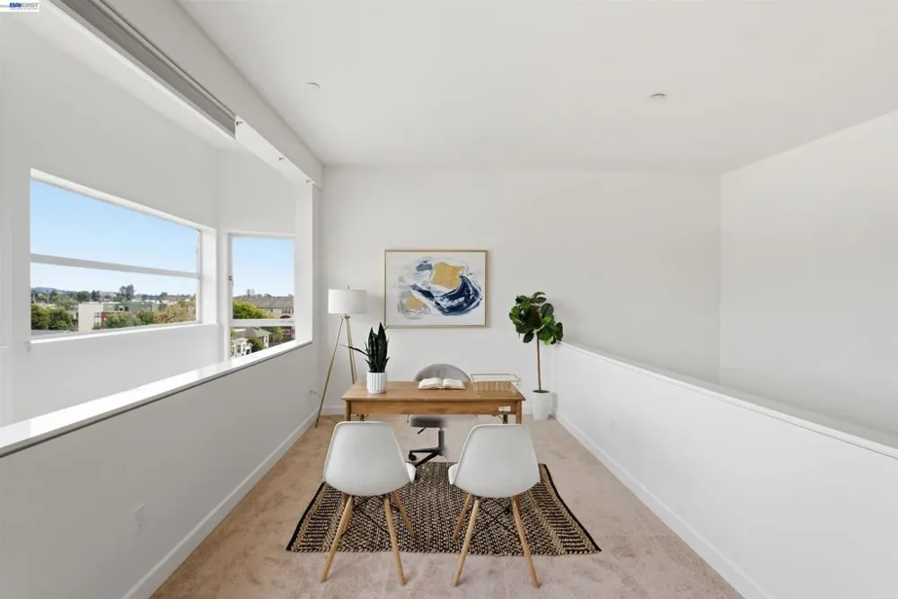 6501 San Pablo Ave #407 Oakland, CA 94608