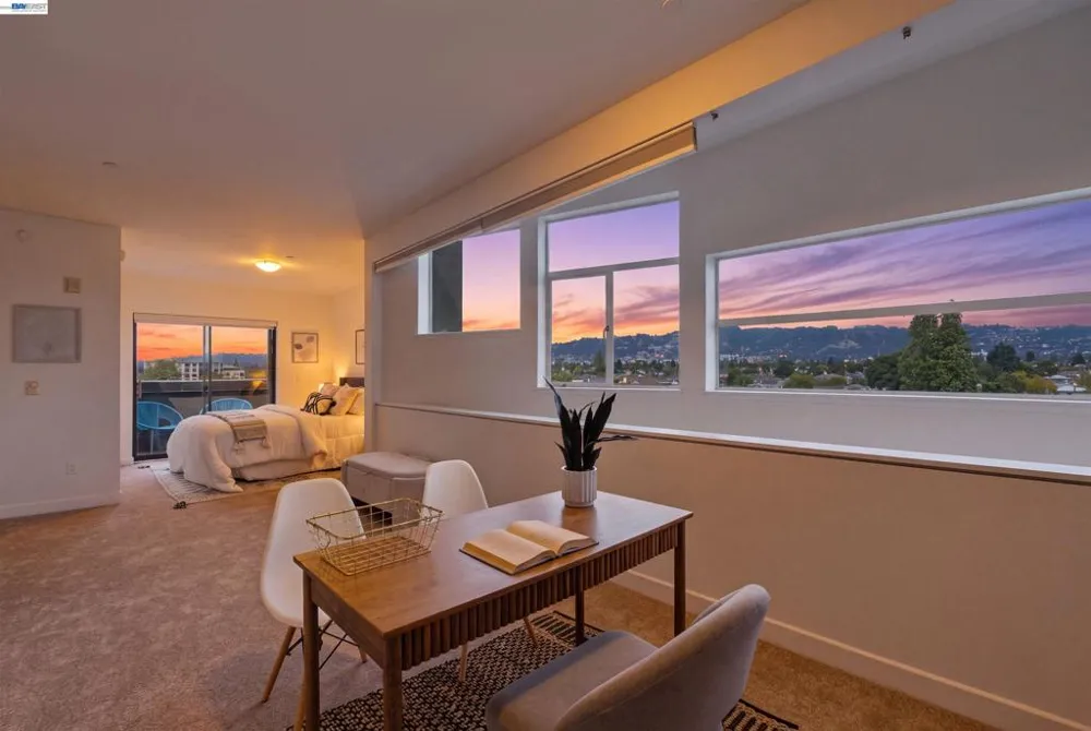 6501 San Pablo Ave #407 Oakland, CA 94608