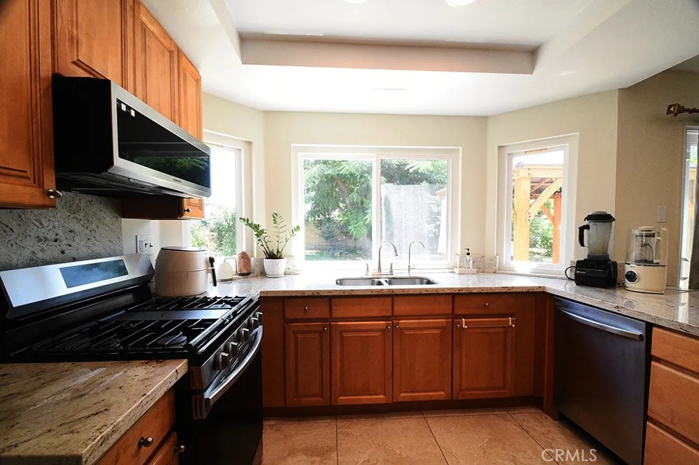19320 EUREKA RIVER PLACE Walnut, CA 91789
