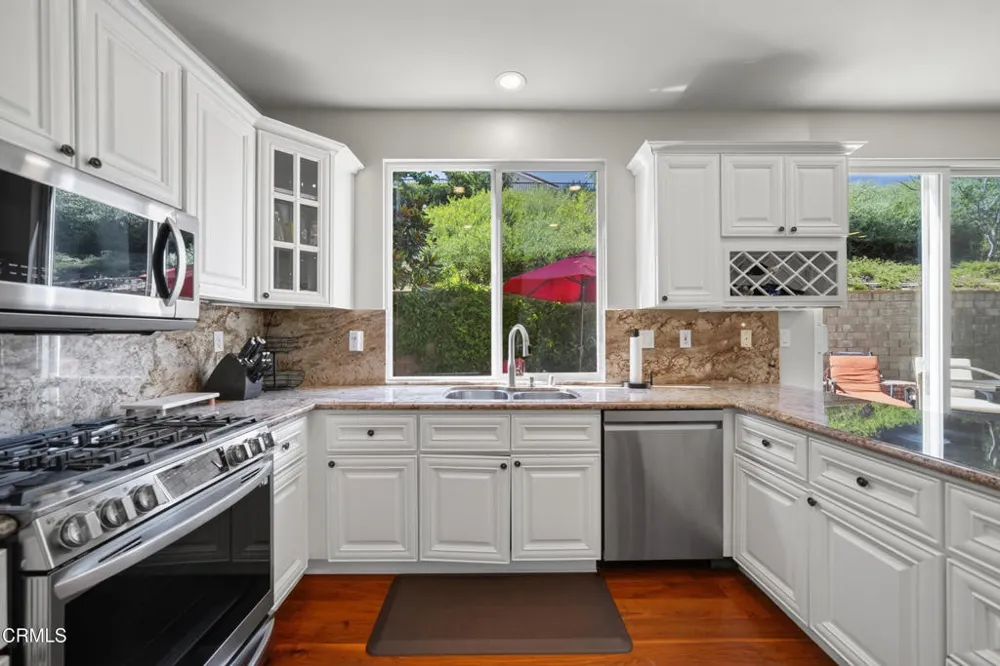 3889 Angeline Street Thousand Oaks, CA 91320