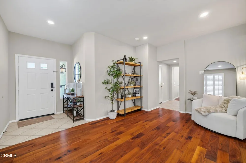3889 Angeline Street Thousand Oaks, CA 91320