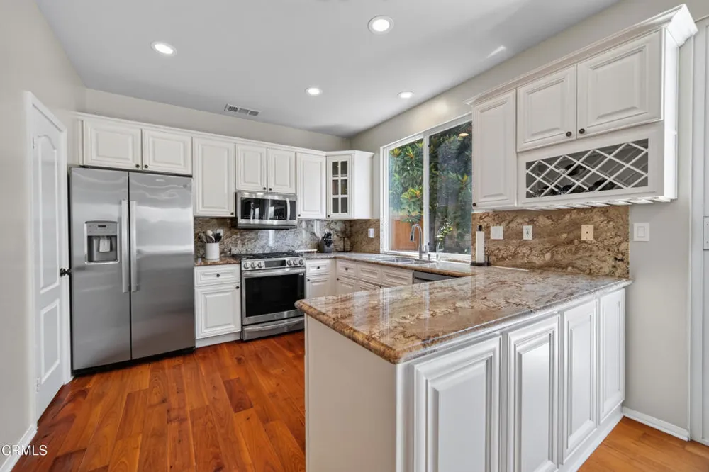 3889 Angeline Street Thousand Oaks, CA 91320