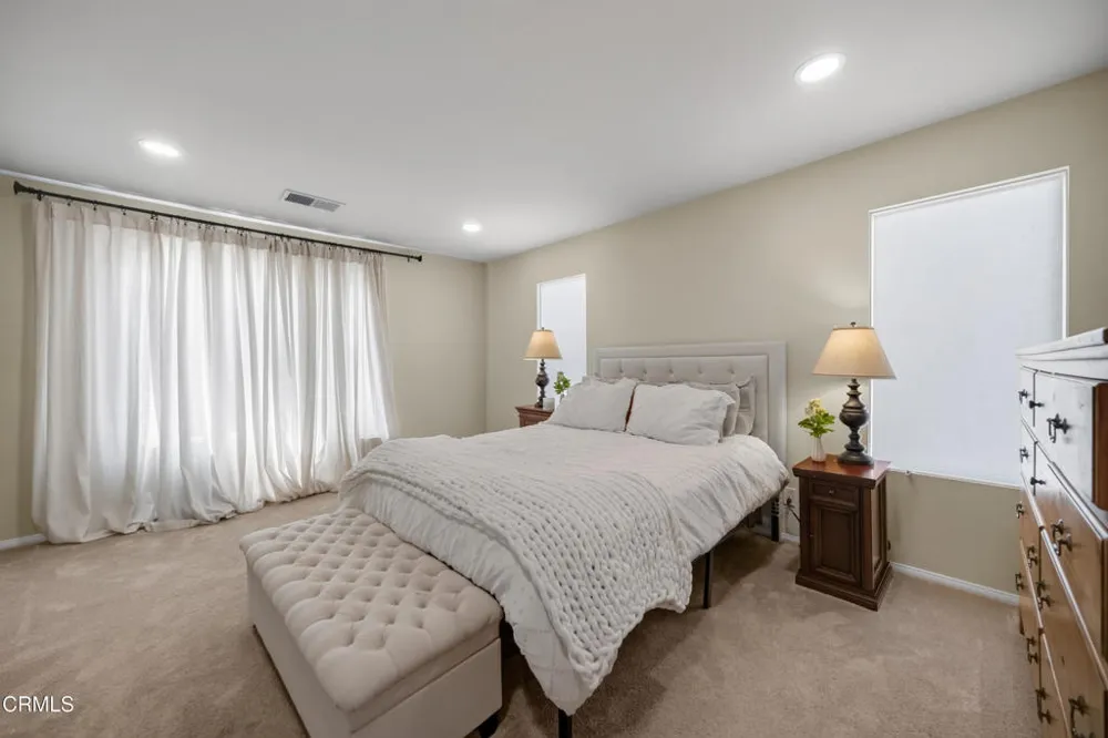 3889 Angeline Street Thousand Oaks, CA 91320